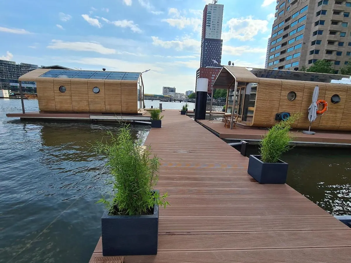 Wikkelboats At Floating Rotterdam Rijnhaven Villa Holiday home